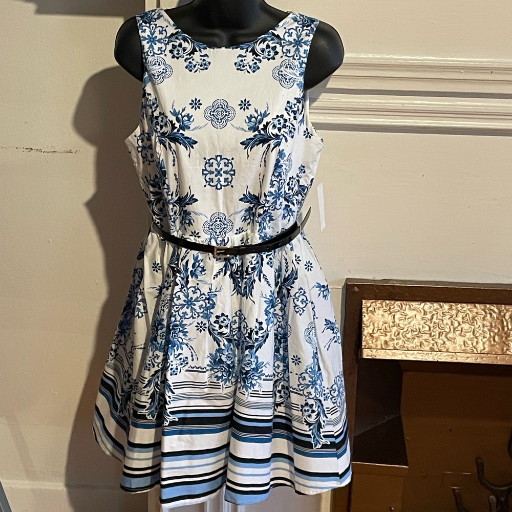 Elegant Blue and White Floral Dress